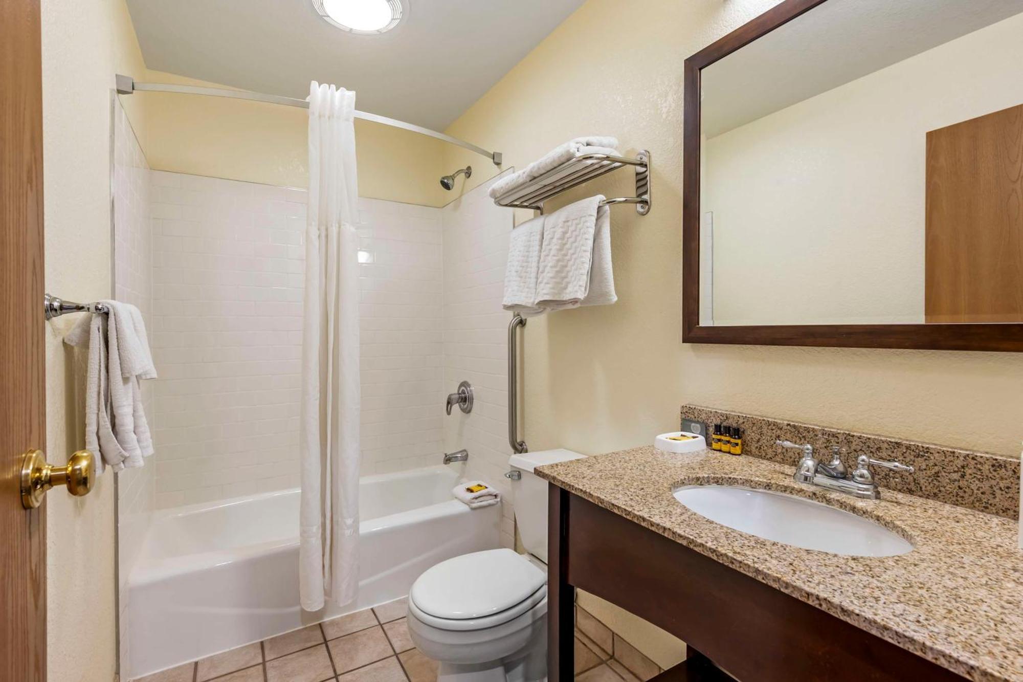 Best Western Plus Eagle Vail Airport Exterior foto